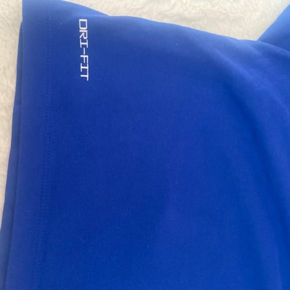 Nike Blue Tee- Shirt - Picture 3 of 4